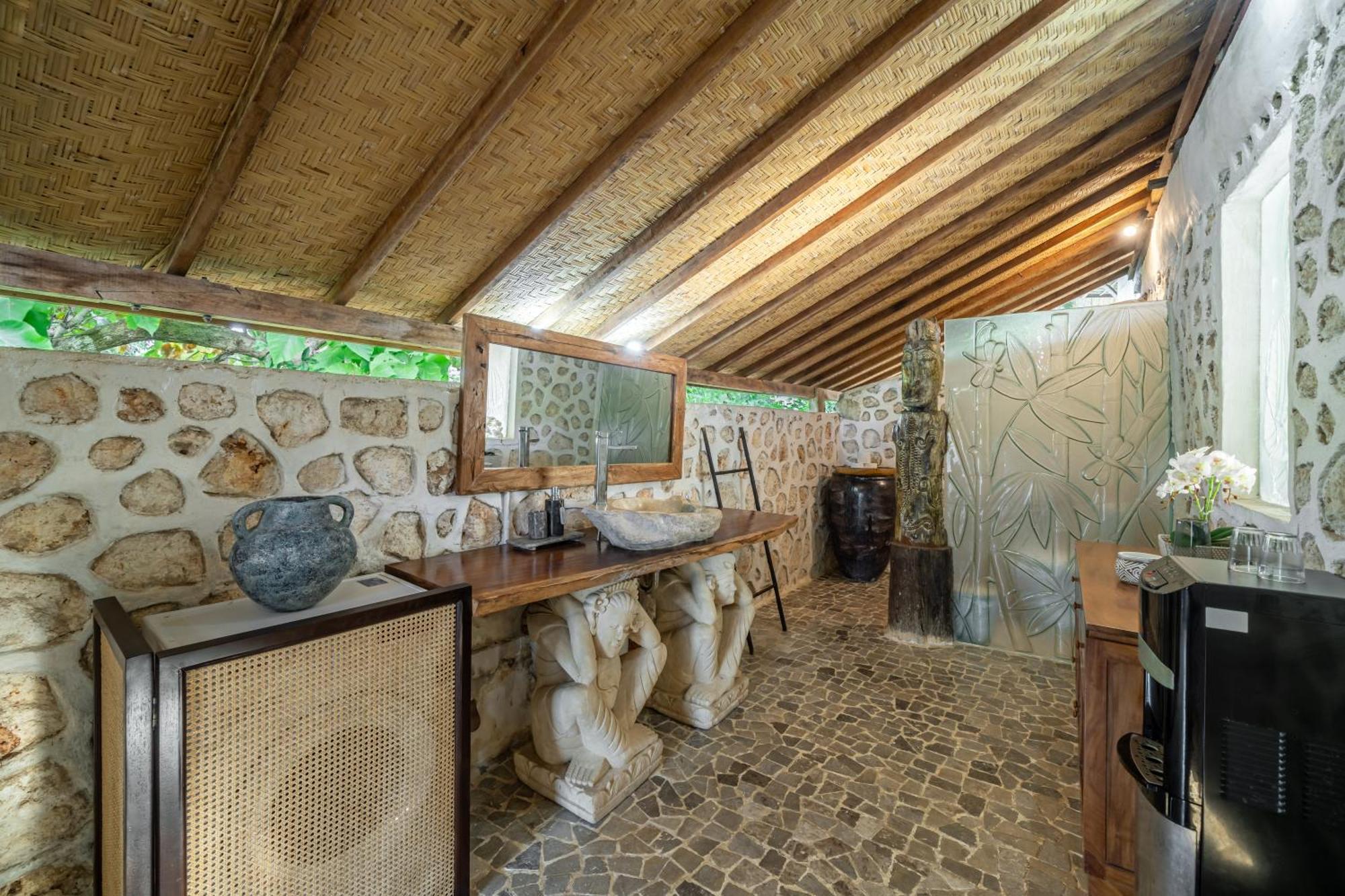 Balangan Beach Villa Idaman Bungalows Джимбаран Экстерьер фото